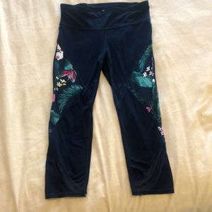 Gap Fit Eclipse Navy Tropical Leggings